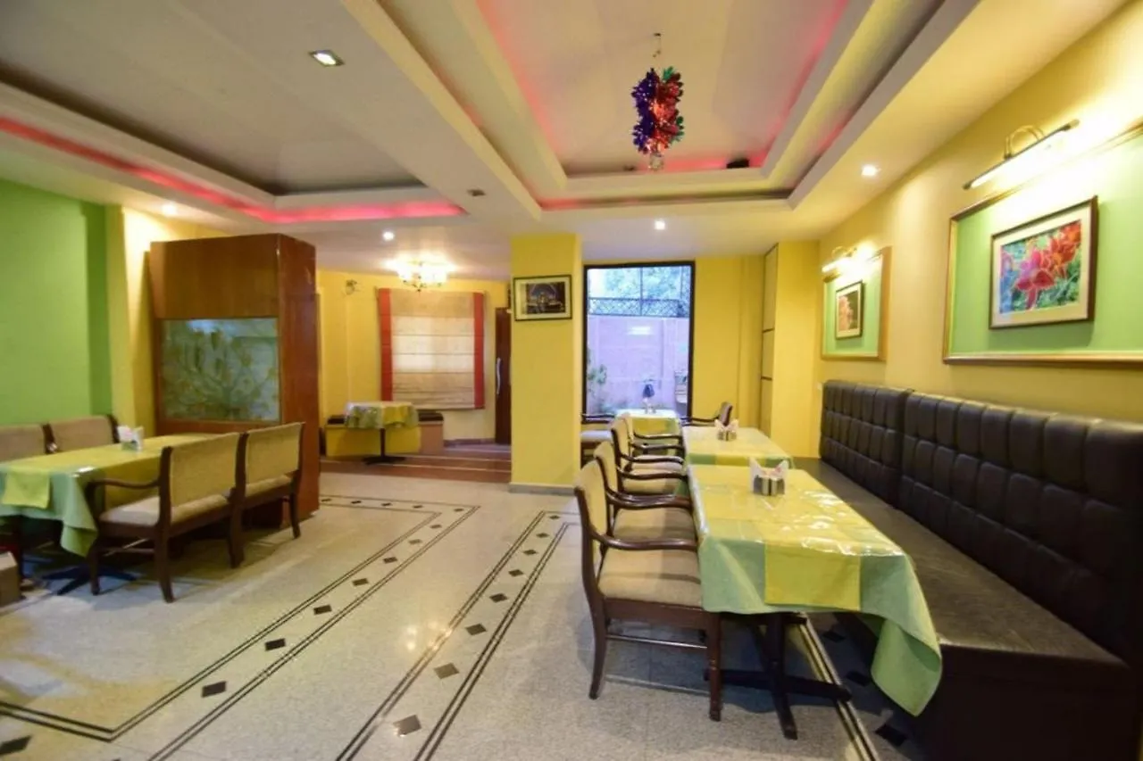 GoroomGo Marc Shimla: Luxury Near Mall Road Shimla
